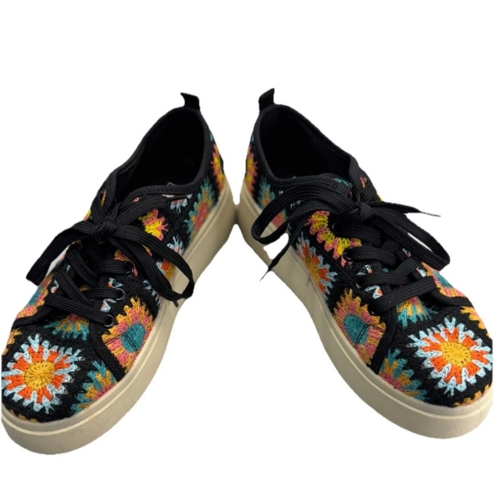 Dirty Laundry Rambling Crochet Platform Sneakers